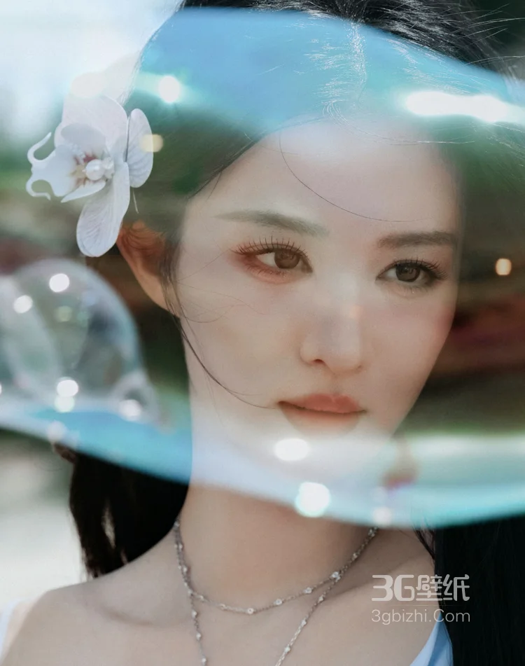 王楚然优雅浅蓝色吊带长裙海边清新浪漫超高清写真图片11