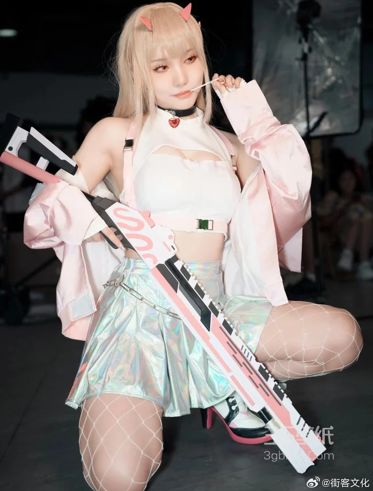 唯美逼真的美女裸体cos赫萝高清艺术摄影图片集1