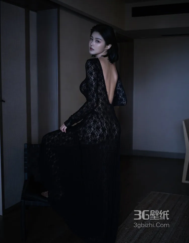 网红美女程儿，黑色镂空连衣裙氛围感私发，一举一动皆迷人2
