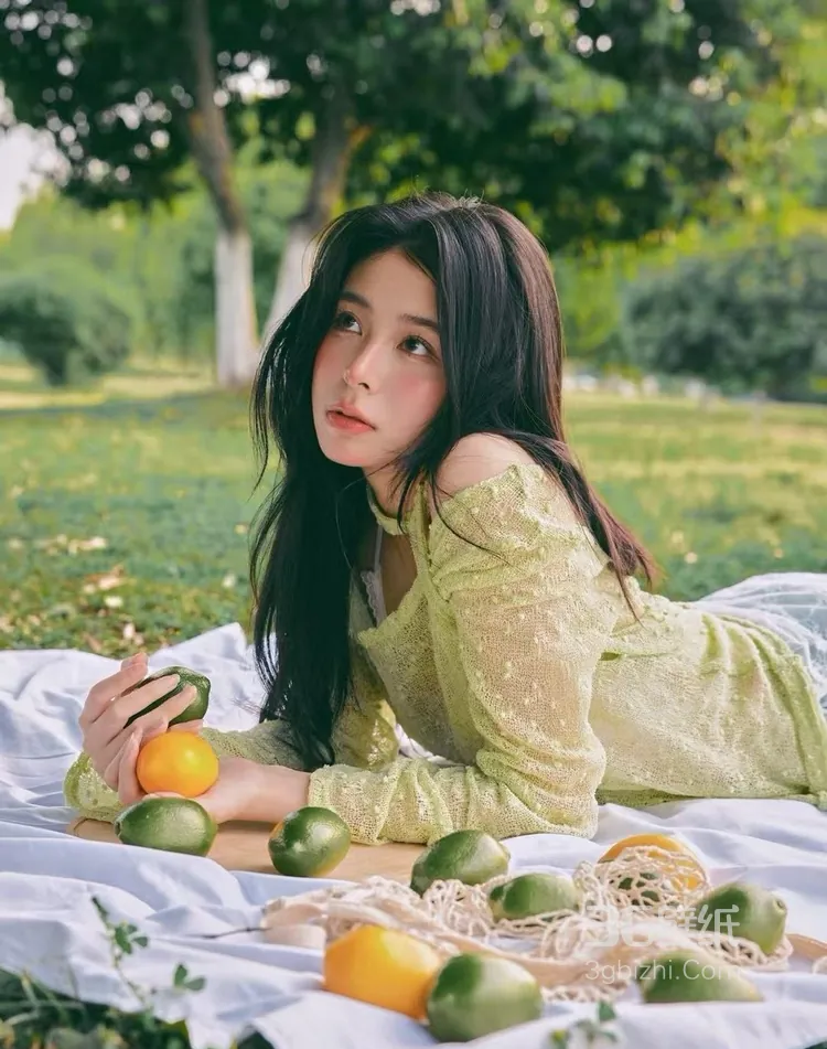 在校大学生，美女演员，模特儿嘉艺街拍，写真，生活照图集5