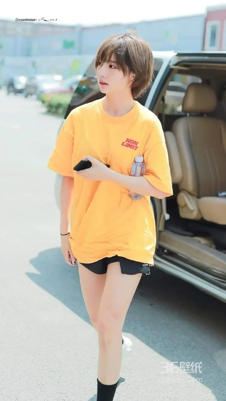 短发女星内地女歌手赵粤生活照合集4