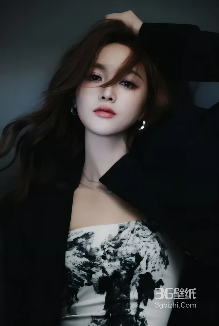 黑衣冷艳女子倚复古石楼栏杆 暗黑时尚写真，美女西装暴徒霸气套图4