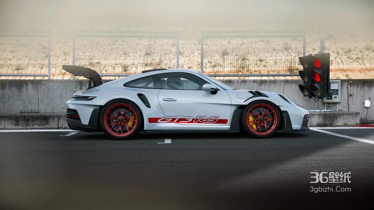 保时捷911 GT3 RS超跑赛道壁纸 竞技汽车壁纸1