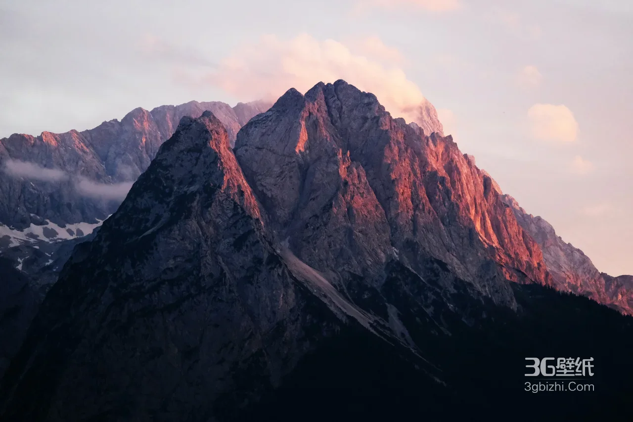 雪山群峰·唯美壮丽日出光影4K高清风景1