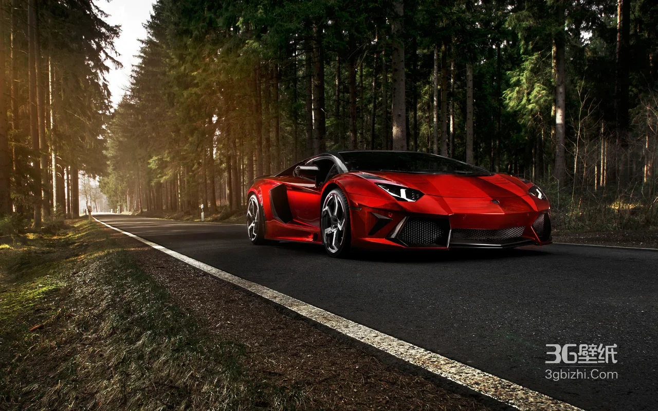 红色兰博基尼·林间公路动感写实 高质感跑车桌面背景1
