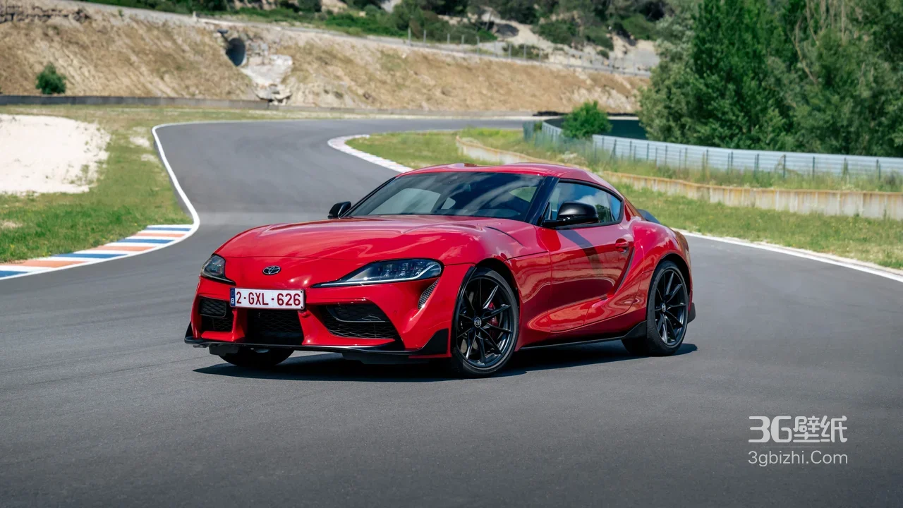 红色丰田Supra·赛道驰骋 写实机械风 高热度汽车壁纸1
