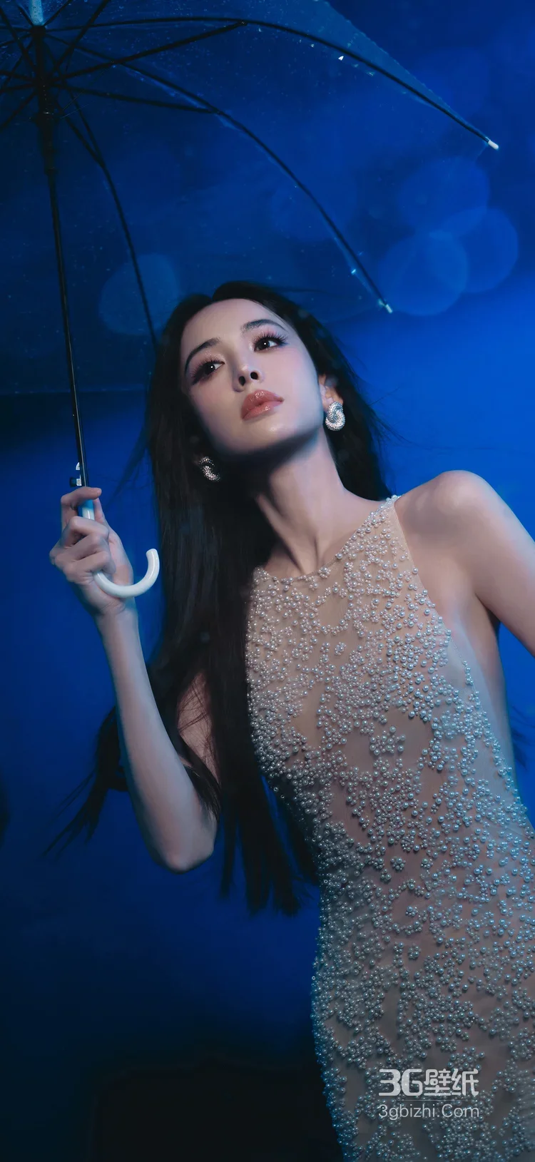 古力娜扎·珍珠透视裙 冷艳蓝调氛围感明星写真4