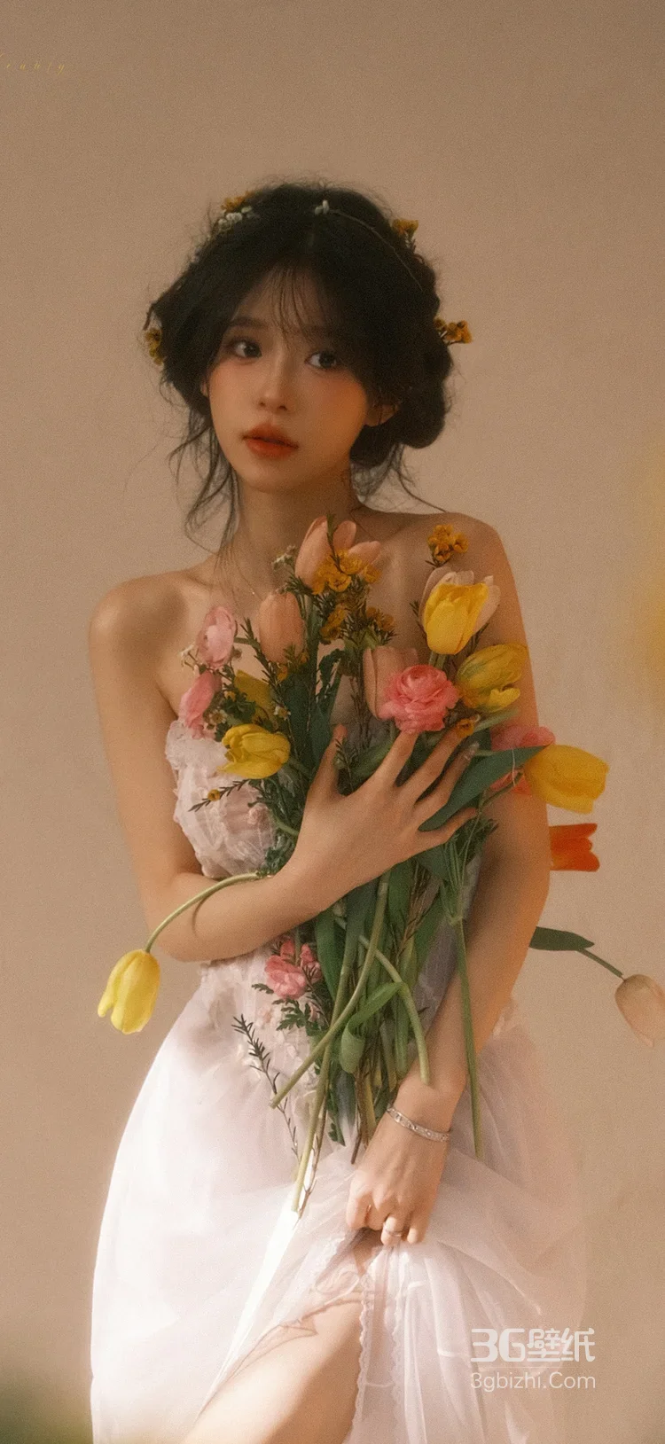 复古唯美花束少女 轻婚纱白纱裙清新艺术照3