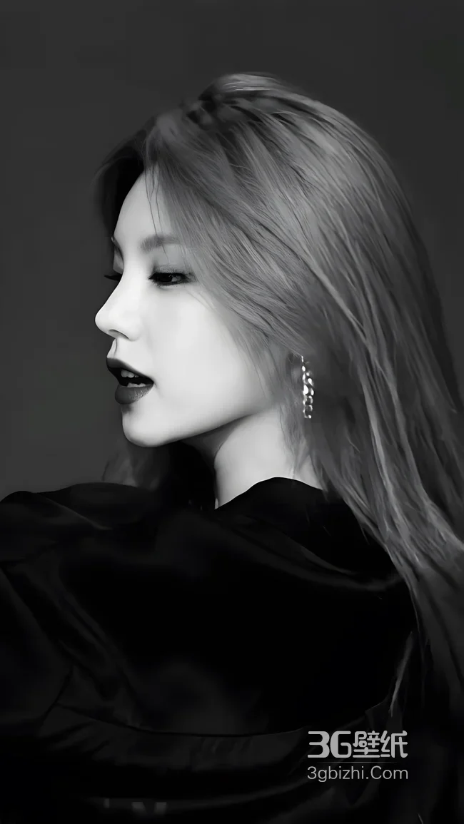 金请夏·冷艳长发 黑白艺术风冷艳女星壁纸1