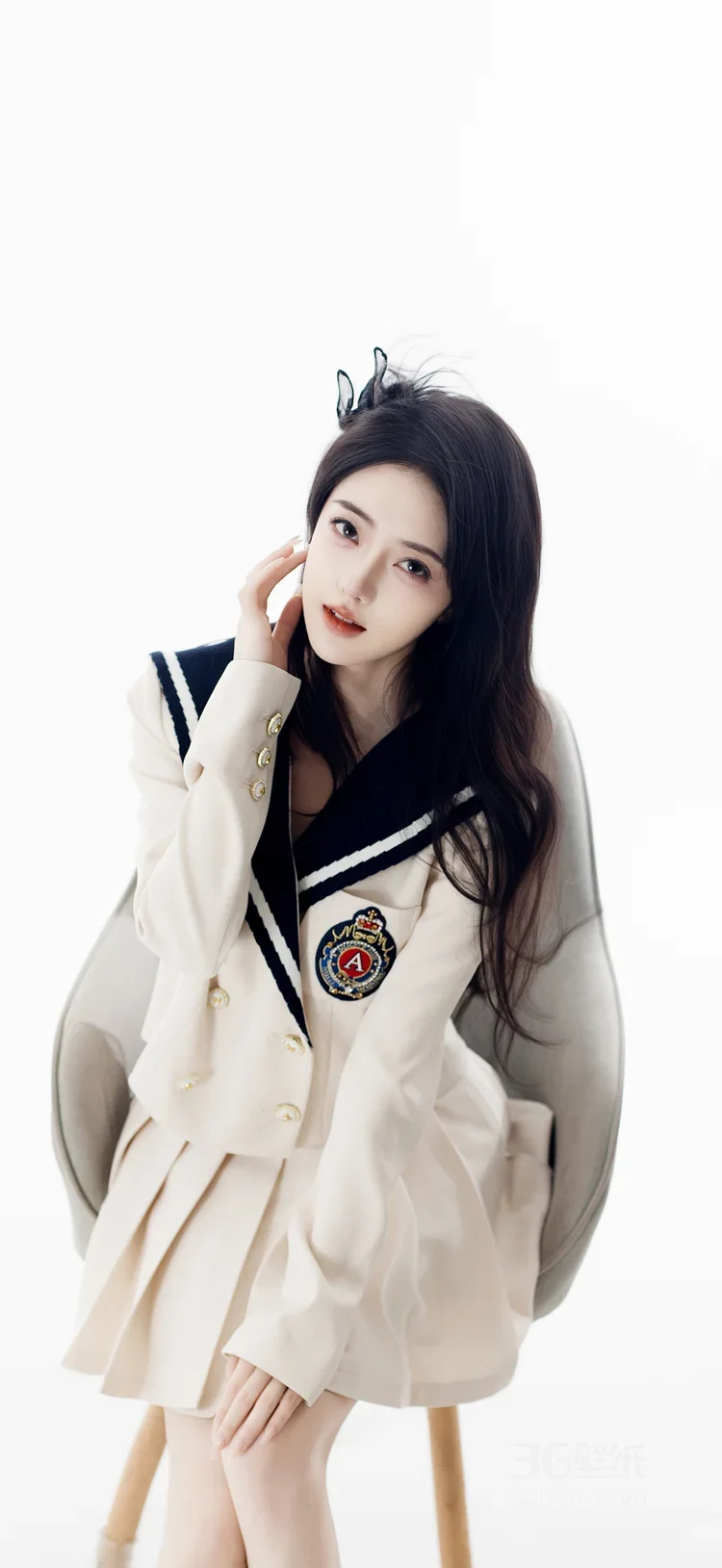 学院风水手服长发女生 日系清新写真女生图片推荐4