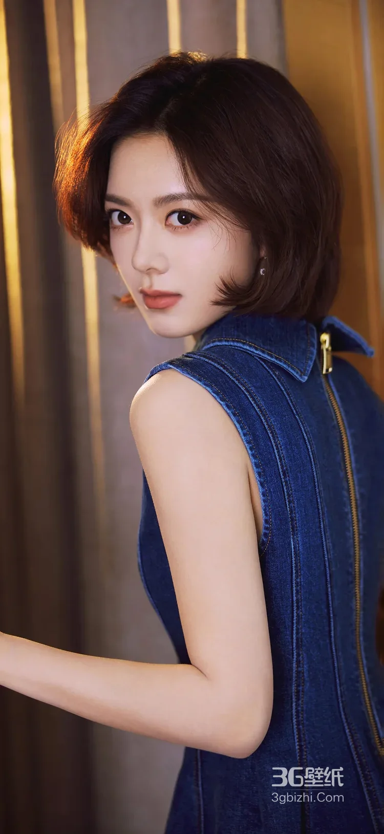 赵今麦·短发牛仔造型 时尚氛围感写真 明星时尚美图4