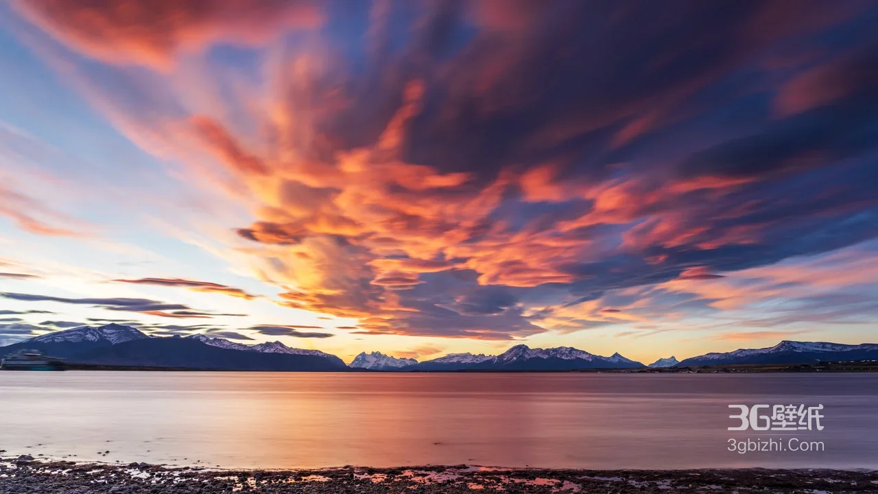 雪山湖泊云霞日落·唯美自然·超高清电脑壁纸1