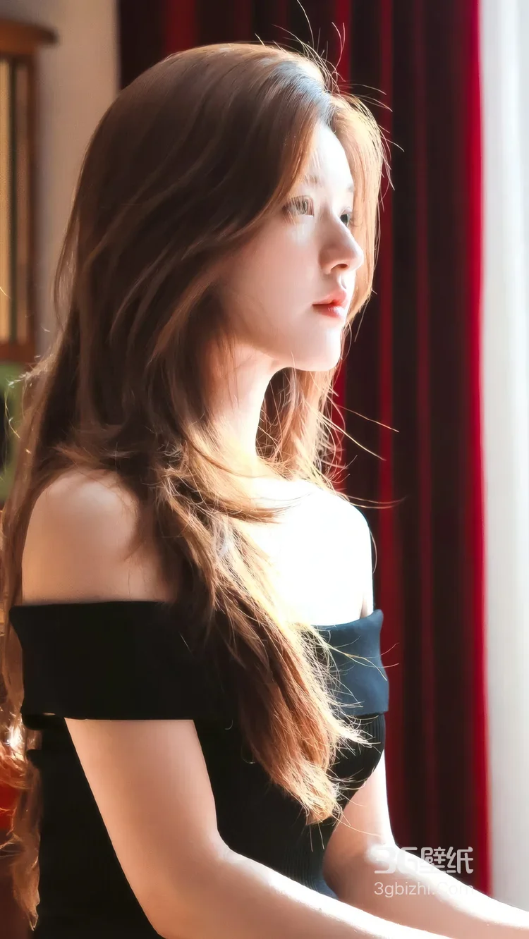 赵露思·露肩黑裙光影唯美 氛围感明星写真4