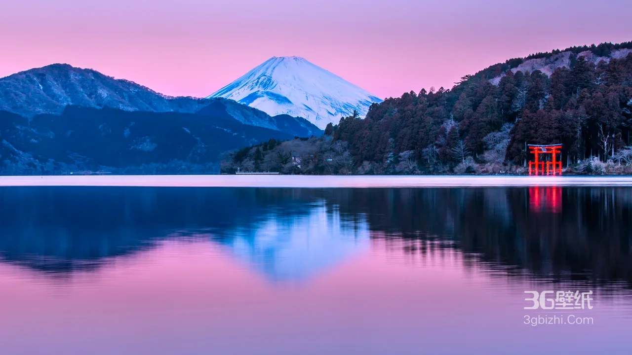富士山·湖景鸟居 唯美日系风 超宽屏风景壁纸1