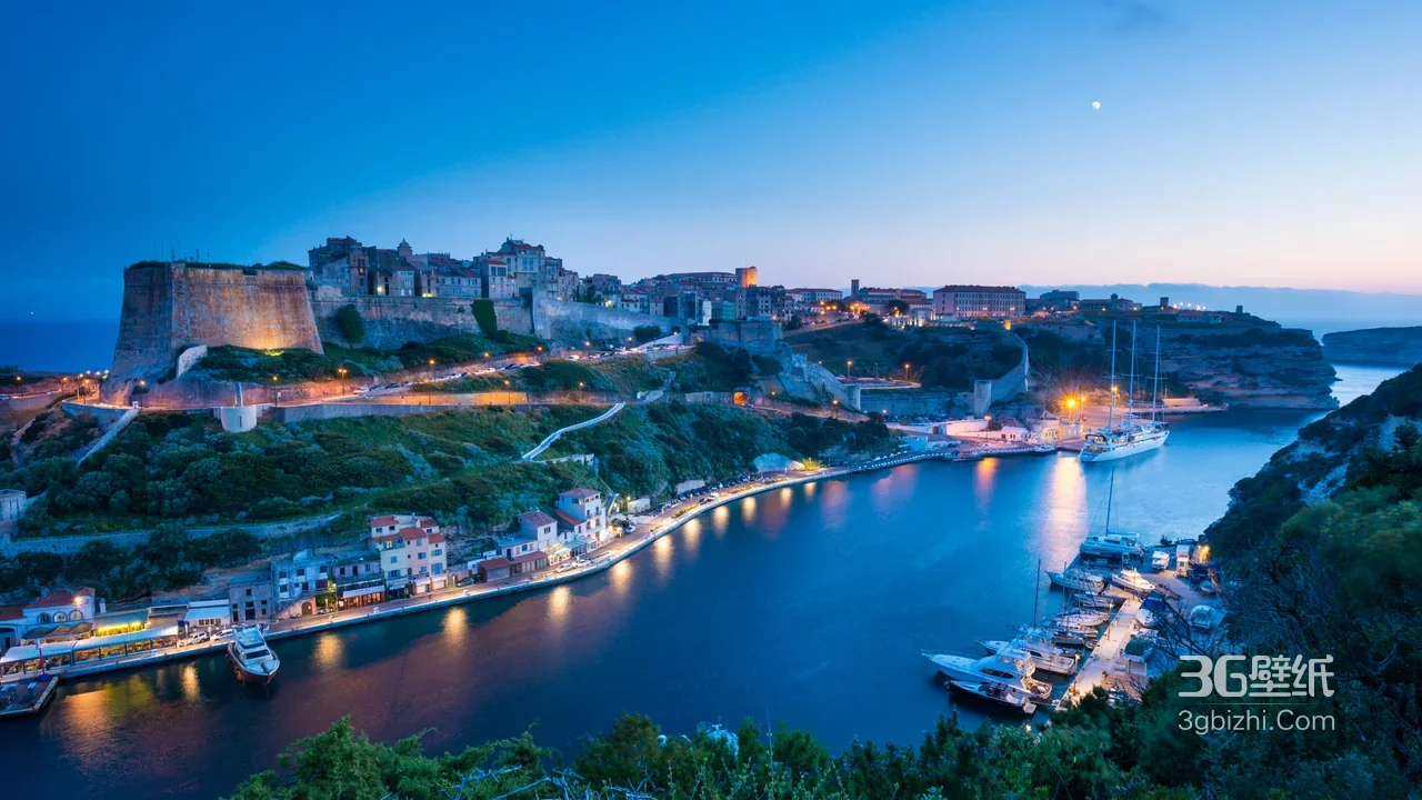 博尼法乔港湾小镇·地中海风情唯美蓝调夜景 宽屏电脑壁纸1