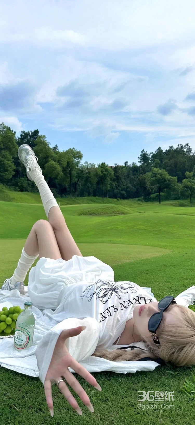 森系户外唯美女生·白花发饰清新氛围感 高赞女生写真2