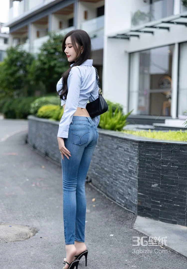 气质女生·清新写实风 短款衬衫+紧身牛仔裤 街拍女神范写真5