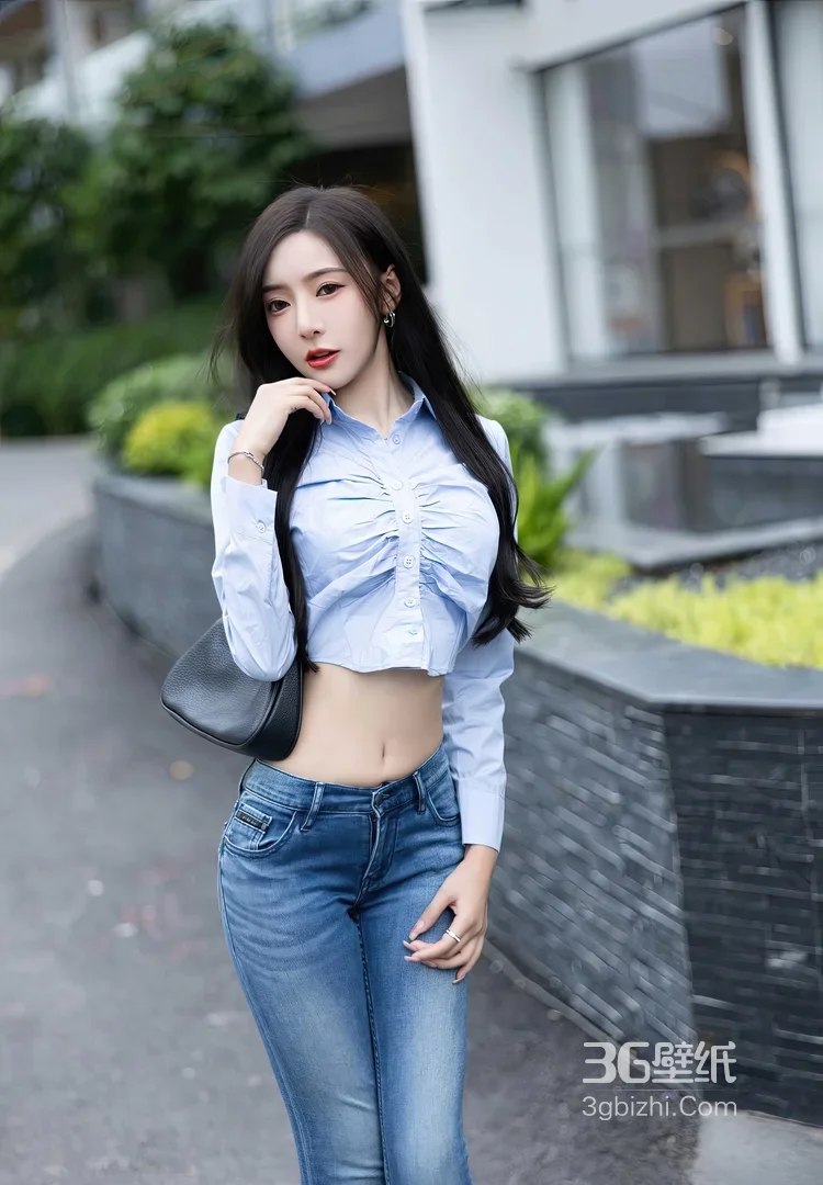 气质女生·清新写实风 短款衬衫+紧身牛仔裤 街拍女神范写真2