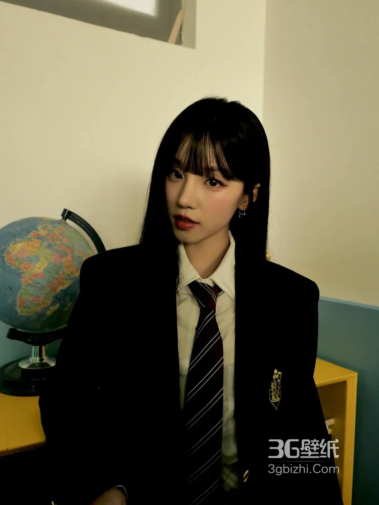 宋雨琦·校服风K歌场景 日系暖光氛围感明星画报4