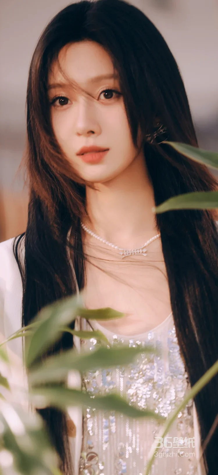 陈意涵·乌黑长发纯白裙 暖光唯美明星写真 时尚大片4