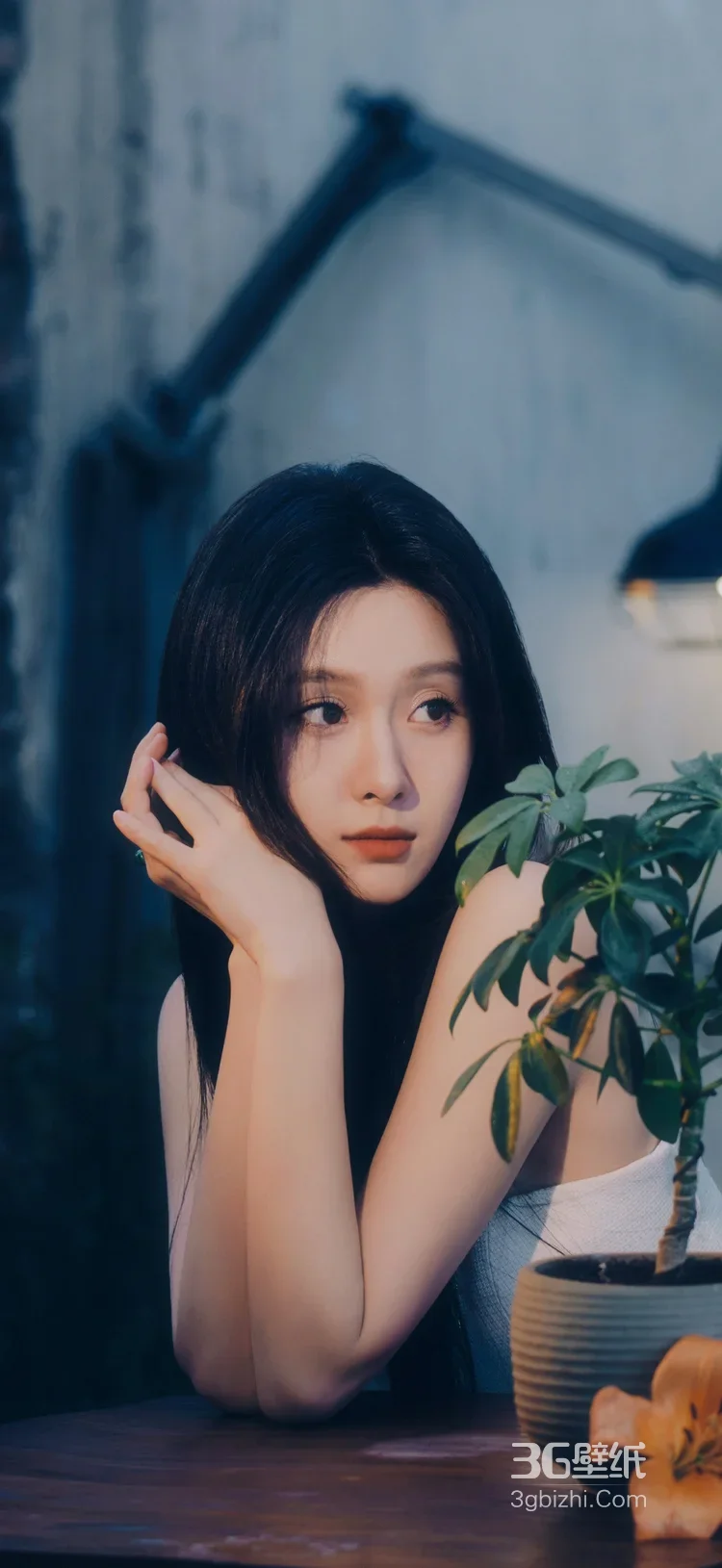 陈意涵·乌黑长发纯白裙 暖光唯美明星写真 时尚大片8