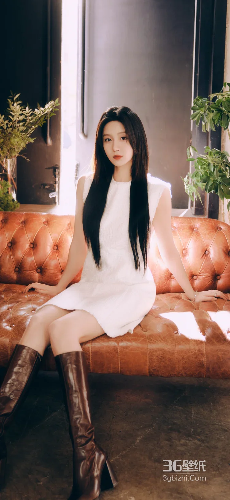 陈意涵·乌黑长发纯白裙 暖光唯美明星写真 时尚大片10