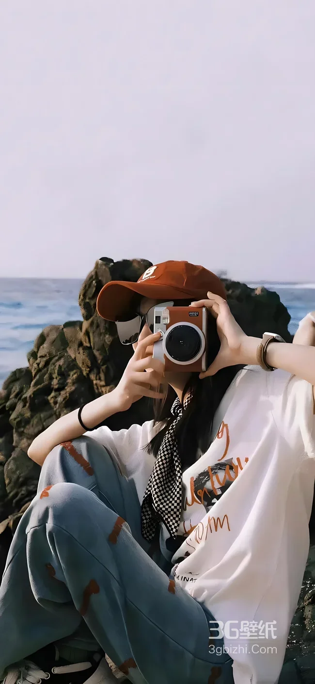 海边拍照女生·清新旅行风 旅行风手机壁纸1