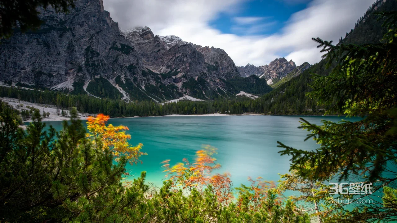 布拉伊埃斯湖·湖光山色唯美自然风景电脑壁纸1