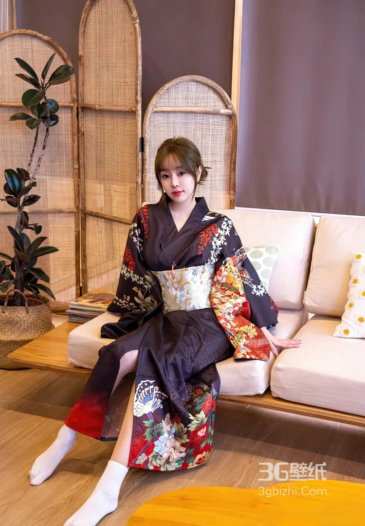 深色和服气质少女室内写真 温婉柔美私房人像7