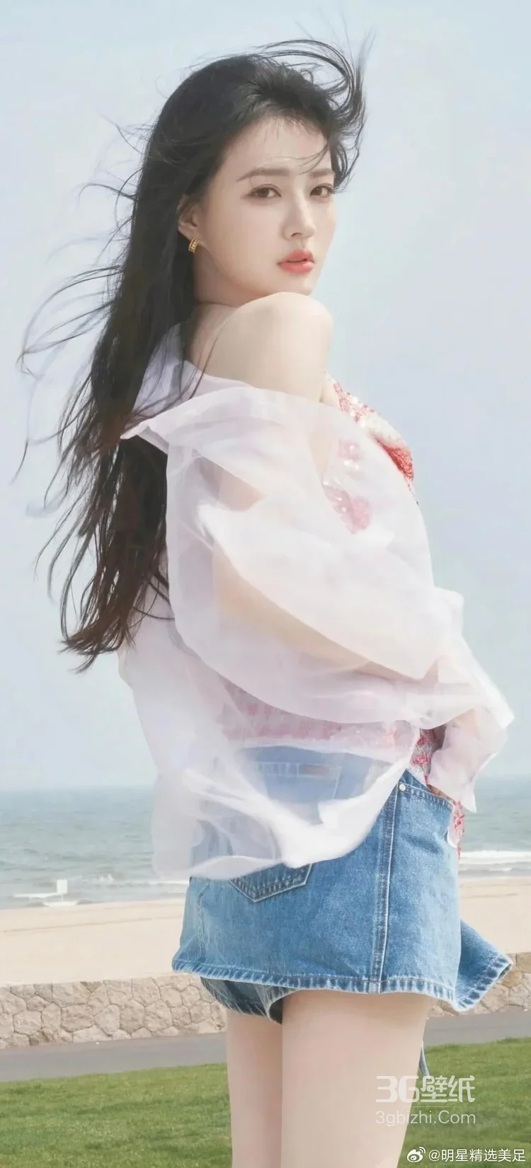 徐璐·海边清新风写真 氛围感女明星街拍大片6