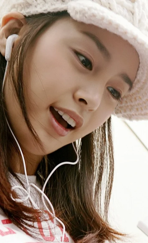 治愈系美女苹果手机壁纸 – 高清 桌面壁纸 开放版权素材 免费下载 手机电脑通用背景图
