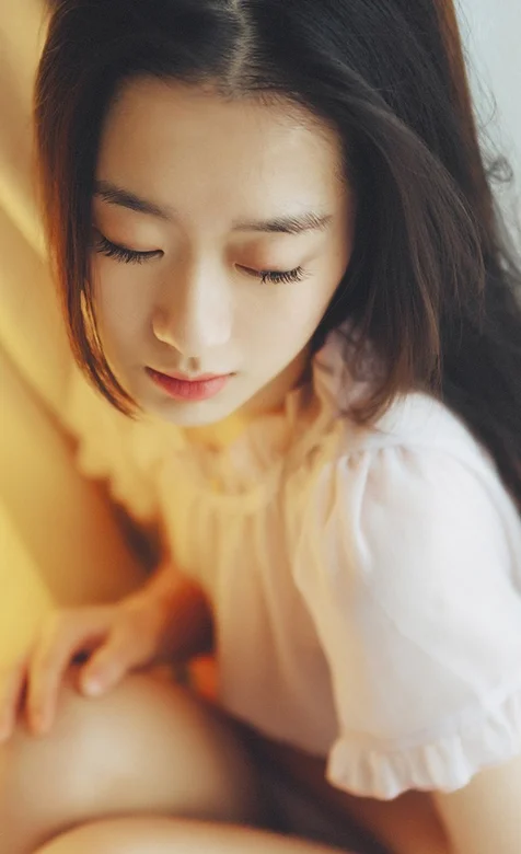 伤感美女手机壁纸图片系列 – 高清 桌面壁纸 开放版权素材 免费下载 手机电脑通用背景图