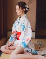 性感长发丰满美胸和服美女优雅私房写真图集