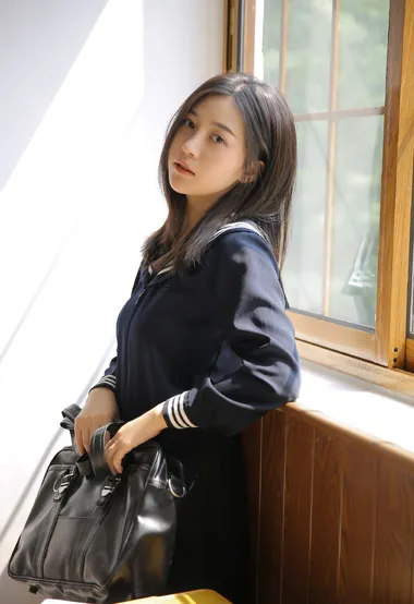 日本高中女生的写真图片，小清新风格很美丽 – 高清 桌面壁纸 开放版权素材 免费下载 手机电脑通用背景图