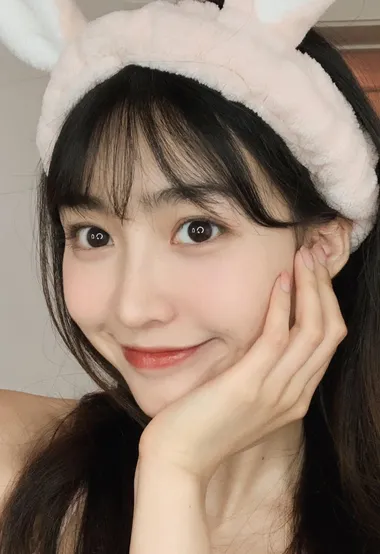 美女七七兔女郎发夹清纯可爱-iPhone17-1