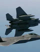 美国新型隐形战机F-22高清图片