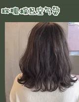 空气卷发型，卷发发型与发色的搭配图片