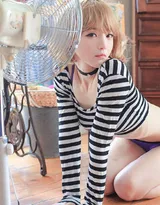 性感妖娆的小蛮腰,清爽短发内衣美少女私房大秀完美身材