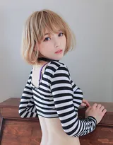 性感妖娆的小蛮腰,清爽短发内衣美少女私房大秀完美身材