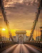 夕阳下的布达佩斯，唯美好看的匈牙利首都布达佩斯图片