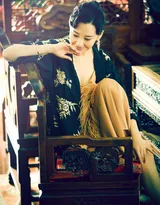 许晴性感国风系列写真大片，多款服饰诠释成熟女人魅力