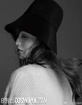 唐嫣个性潮流穿着登《时尚COSMO》杂志写真图片