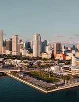 唯美的繁华城市风景图片