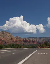 欧洲平原上的高速公路唯美图片