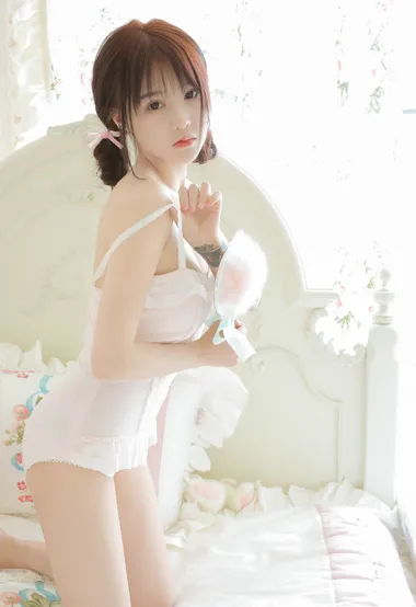 性感又不失清纯的情趣内衣纹身美腿女生写真图片 – 高清 桌面壁纸 开放版权素材 免费下载 手机电脑通用背景图