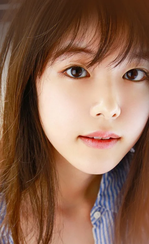 穿条纹衬衫的长发没少女手机壁纸，好清纯 – 高清 桌面壁纸 开放版权素材 免费下载 手机电脑通用背景图