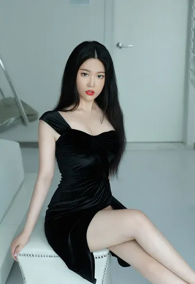 呼之欲出的性感，堪称极品女生的黑色连衣裙美女写真图片 – 高清 桌面壁纸 开放版权素材 免费下载 手机电脑通用背景图