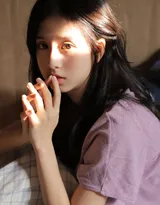 阳光如你，青春洋溢的大眼睛少女私房光影写真图片
