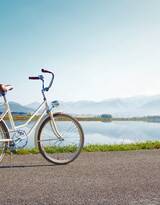 简单方便，各式各样的自行车，山地自行车唯美静物摄影图片