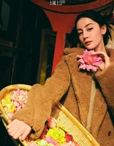 迪丽热巴漫游古都西安唯美写真